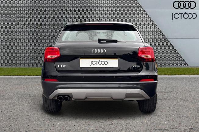 AUDI Q2 Photo 7