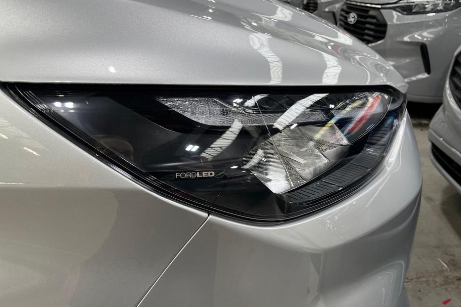 Used Ford TRANSIT CUSTOM WO25UHP 15