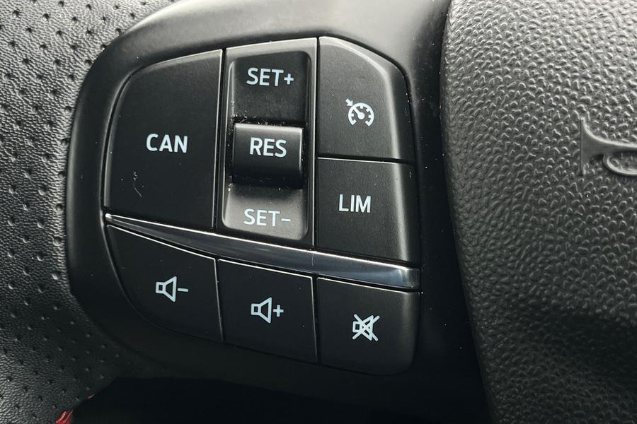 Ford Fiesta Photo autoimg-8c4912ac8402de2e0984d19c0108113e74748782.jpg
