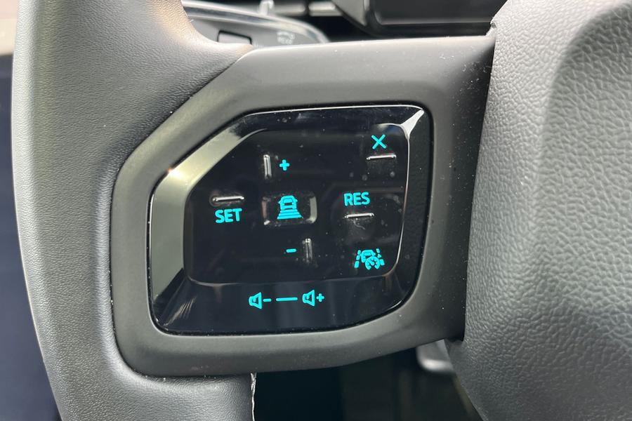 Ford Explorer Photo autoimg-8c491ad65521cd50d91ebd42b9102907e9afca4f.jpg