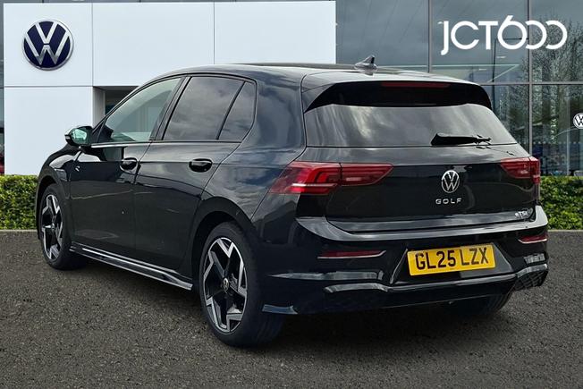 VOLKSWAGEN Golf Photo 3