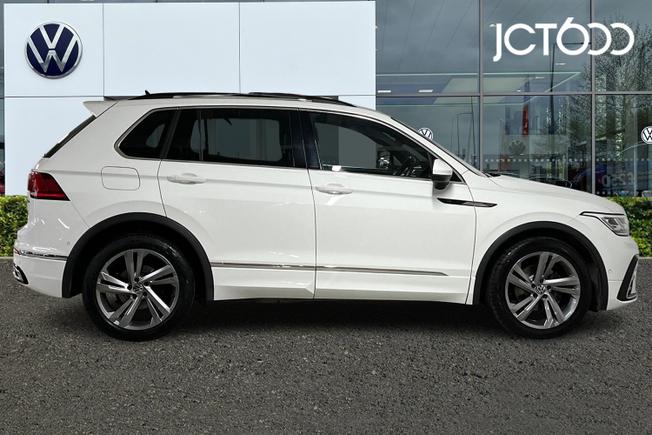 VOLKSWAGEN Tiguan Photo 4
