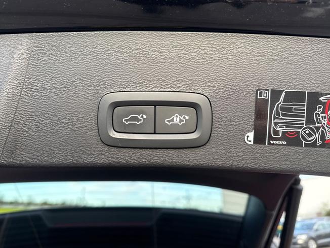 VOLVO Xc40 Photo 26