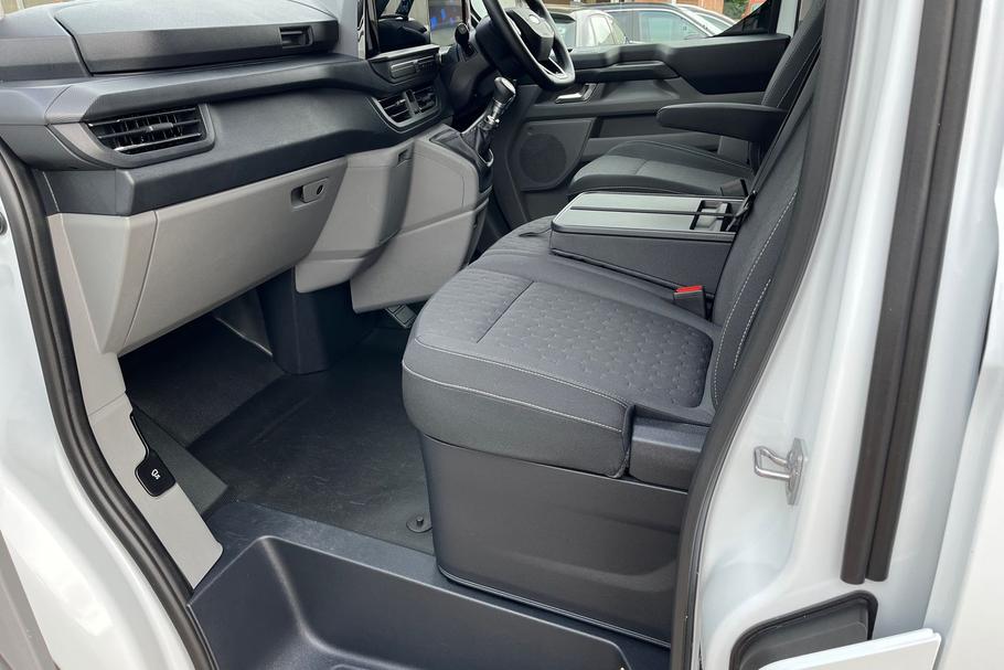 Used FORD TRANSIT CUSTOM WR75MXP 24