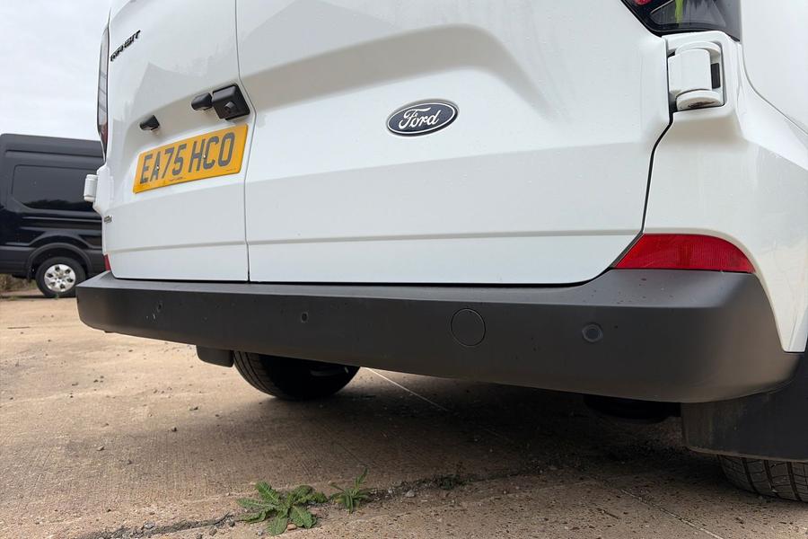 Ford TRANSIT CUSTOM Photo autoimg-8c52ce5ad47111c67ea75c4448647e1e9490269f.jpg