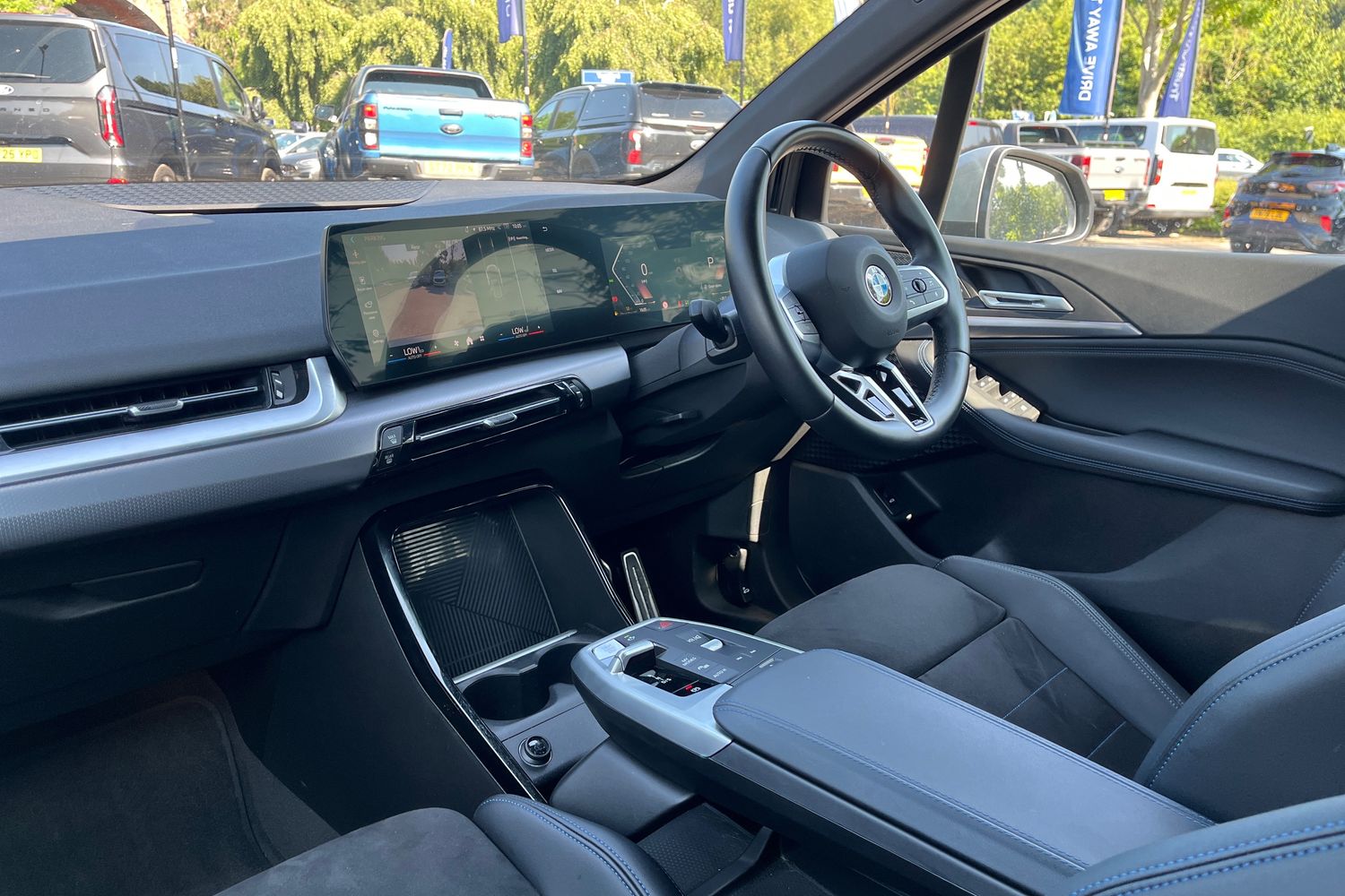 BMW 2 Series Photo 17