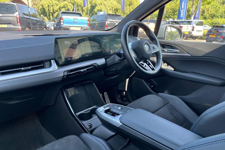 BMW 2 Series Photo autoimg-8c55f655075e7e382e51379b98cdbbd881e32ee2.jpg