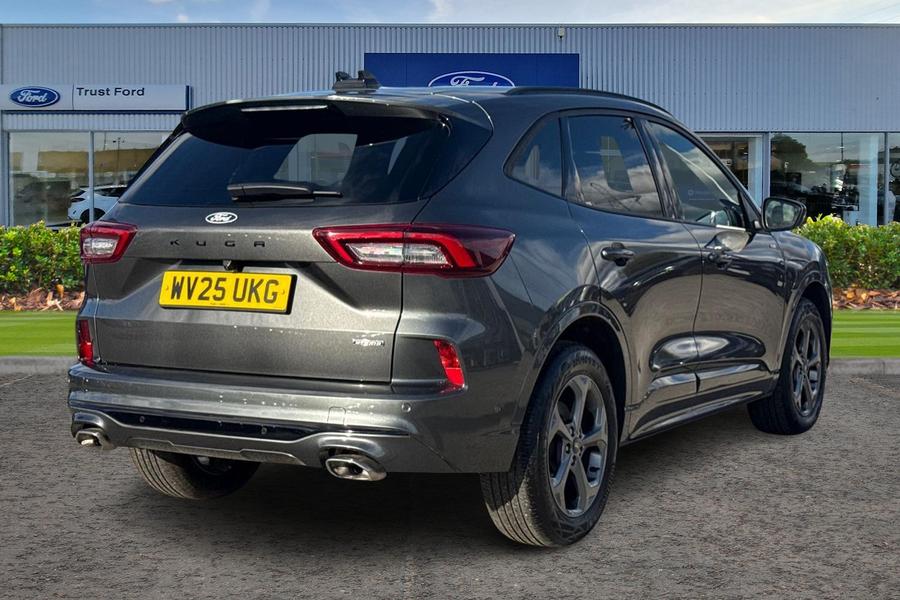 Ford KUGA Photo autoimg-8c58d59c6efce8dbd65ae14801ce59f376b42ad3.jpg