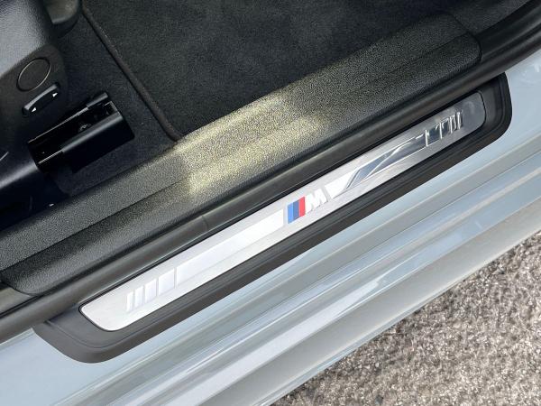 BMW 3 Series Photo autoimg-8c591eb6c72011221f181cd31b11abab99041ddb.jpg