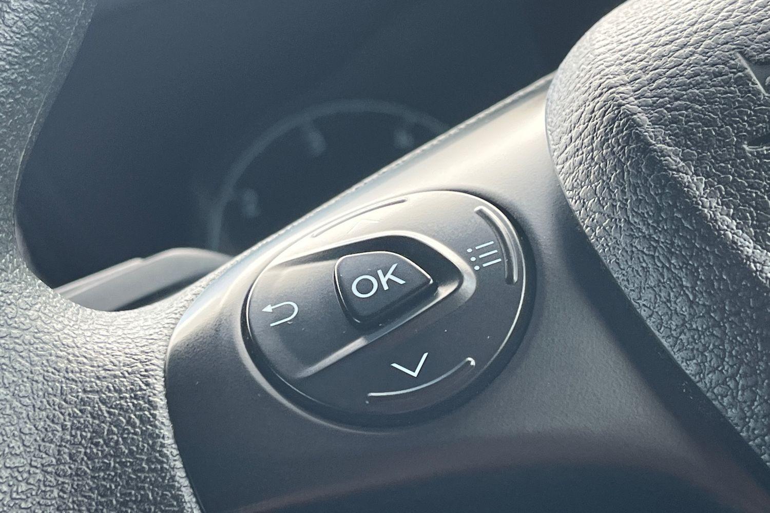Ford TRANSIT CONNECT Photo 17