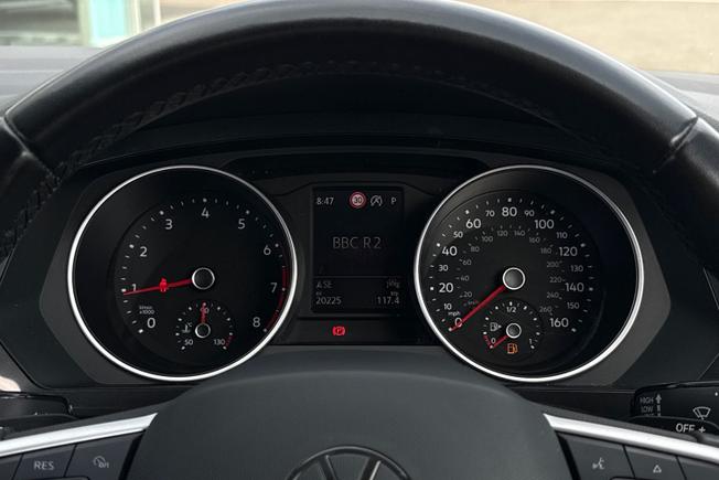VOLKSWAGEN Tiguan Photo 36