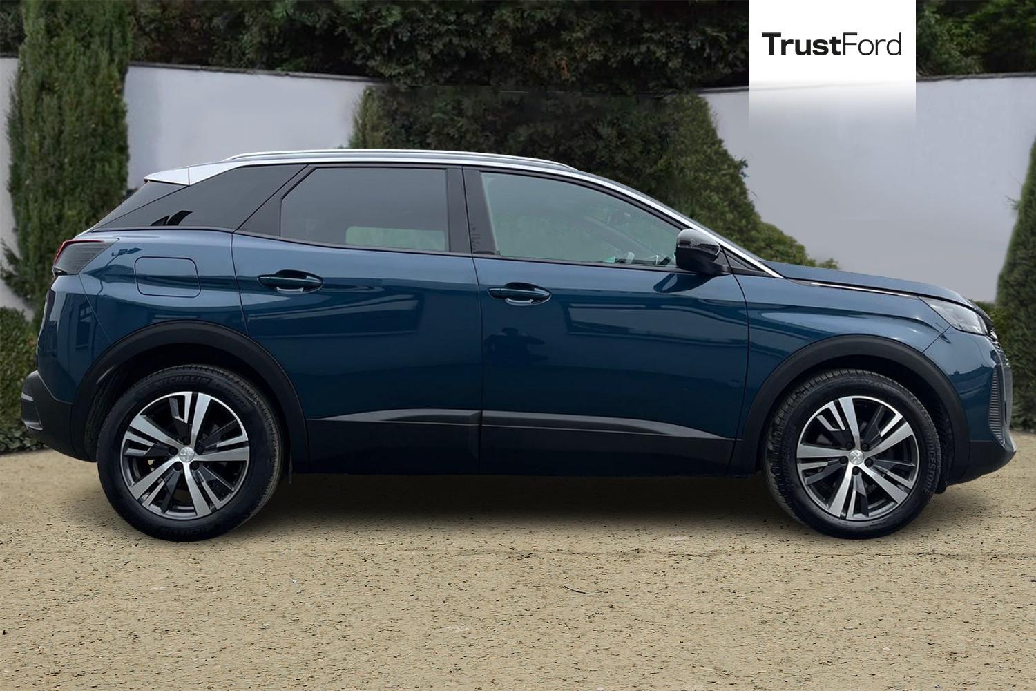 Peugeot 3008 Photo 2