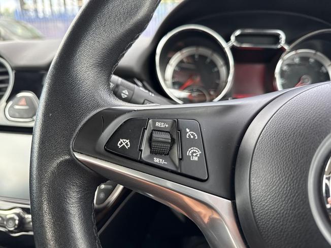 VAUXHALL Adam Photo 16