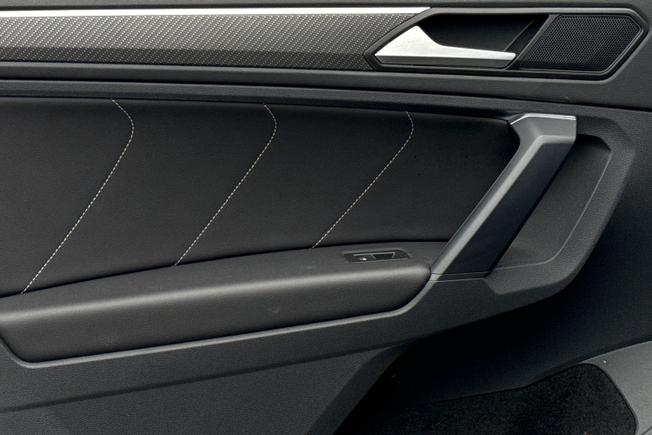 VOLKSWAGEN Tiguan Photo 46