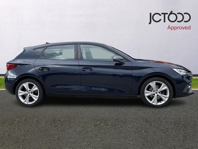 SEAT Leon Photo 4