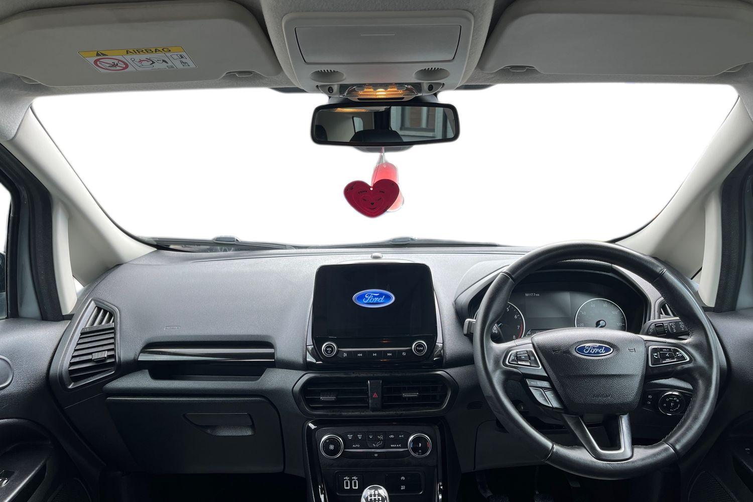 Ford ECOSPORT Photo 9