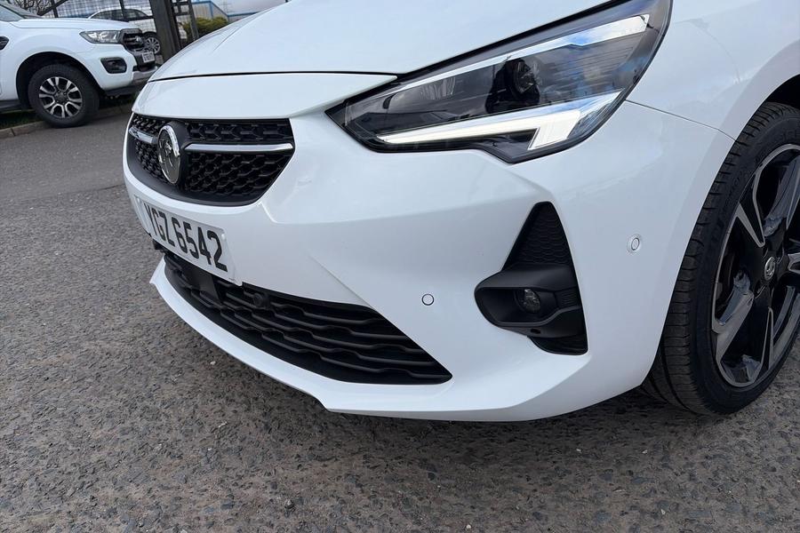 Vauxhall Corsa Photo autoimg-8c6bf50f2097f747985d542816abcee54ef3d853.jpg