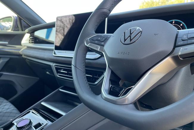 VOLKSWAGEN Tayron Photo 46