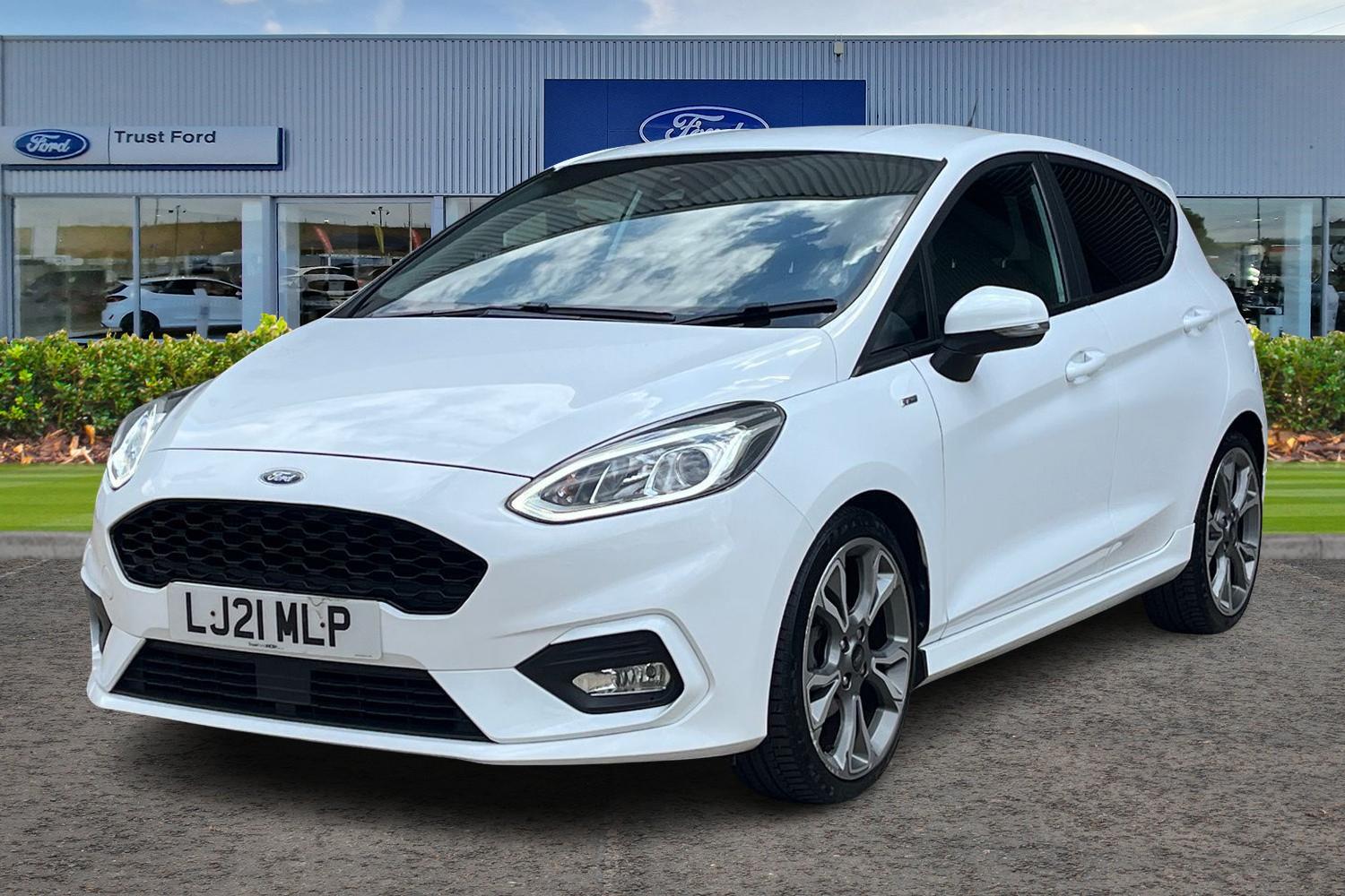 Ford Fiesta Photo 4