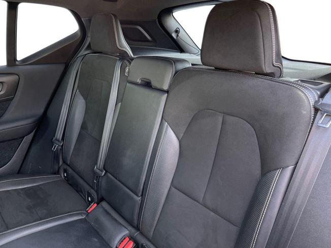 VOLVO Xc40 Photo 9
