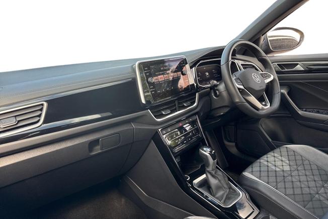 VOLKSWAGEN T-Roc Photo 2