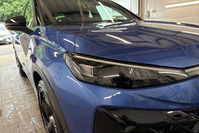 VOLKSWAGEN T-Roc Photo 19