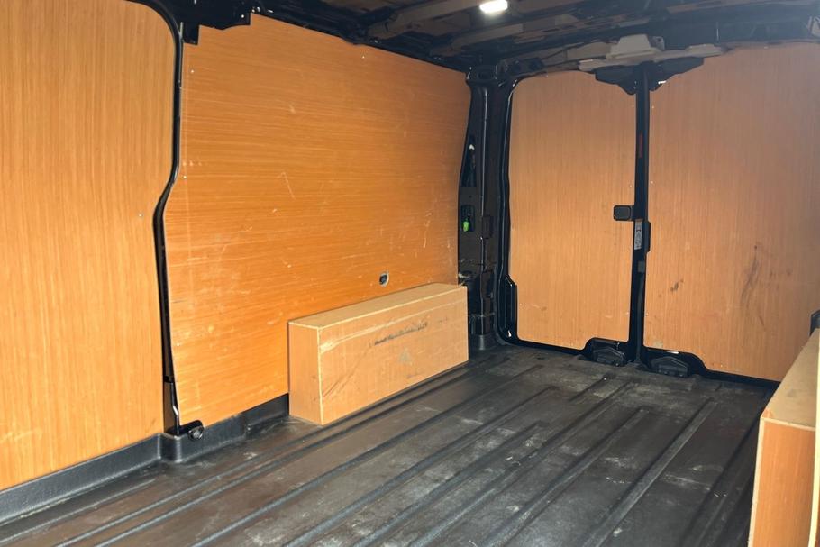 Used Ford TRANSIT CUSTOM WP75RYJ 5