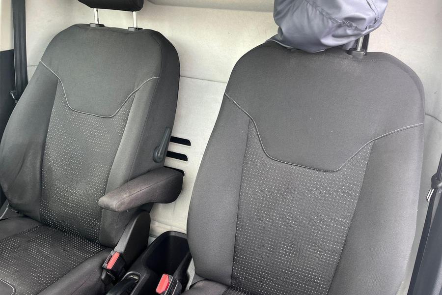 Ford TRANSIT COURIER Photo autoimg-8c826d6f3f168ed9a211d79588cf2991e2e52b3a.jpg