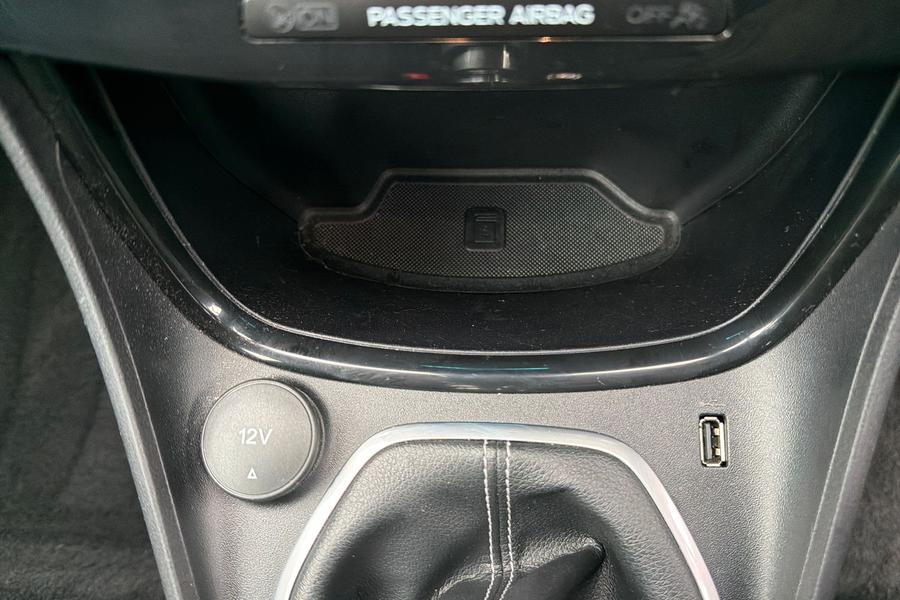 Ford PUMA Photo autoimg-8c838c850002bdf294d9cf73b94dfa54d8427ebf.jpg
