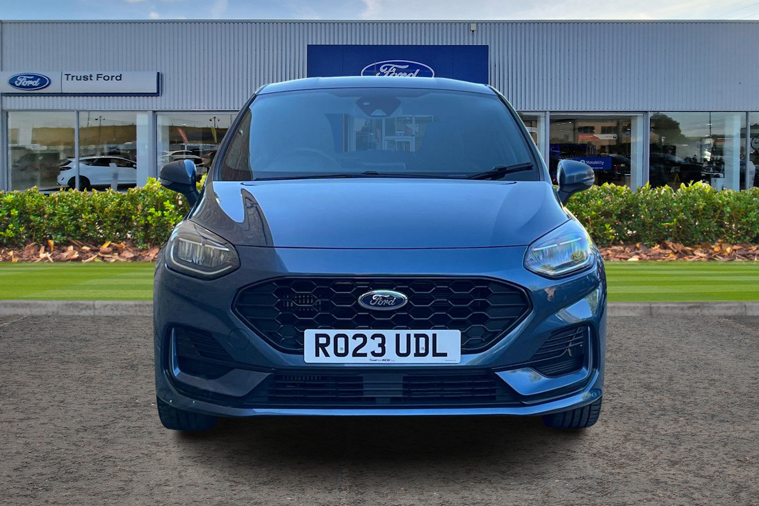 Ford FIESTA Photo 5