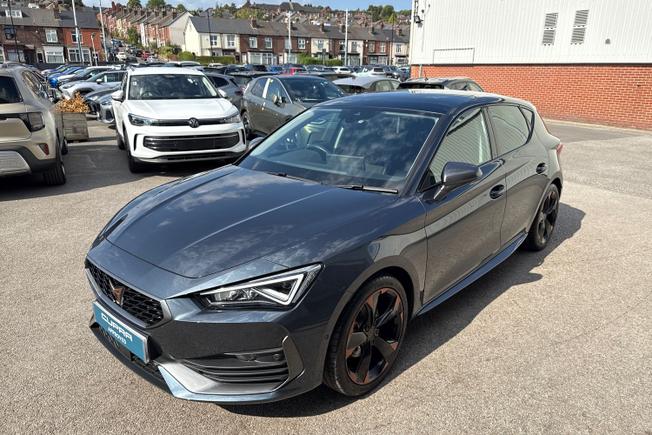 CUPRA Leon Photo 29