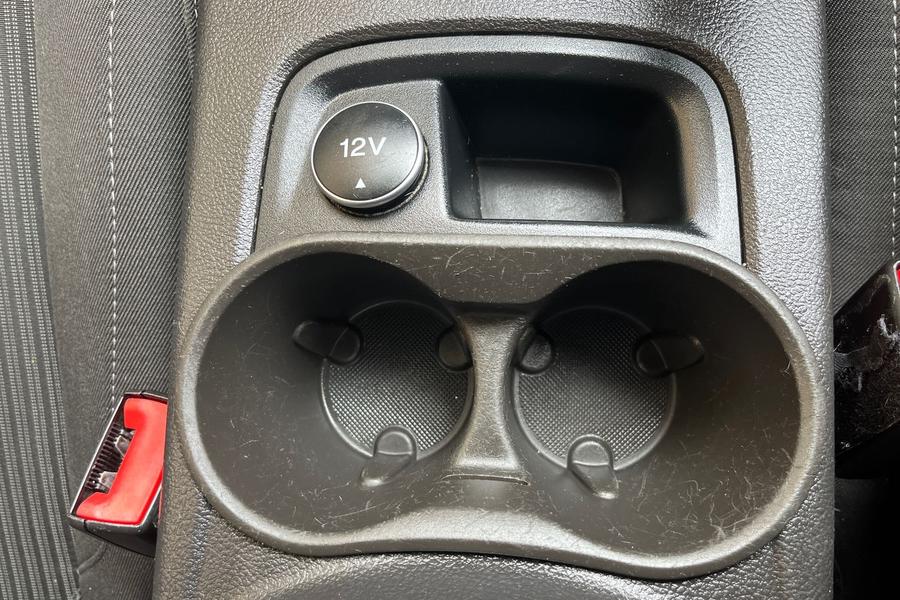 Ford Focus Photo autoimg-8c8ddcbb67f7110ccb455a18bf338e7ba1de4516.jpg