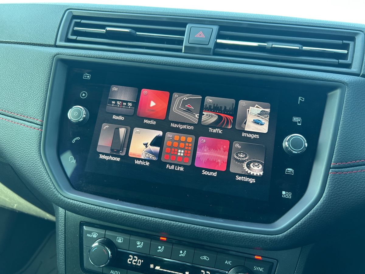 SEAT Ibiza Photo 10