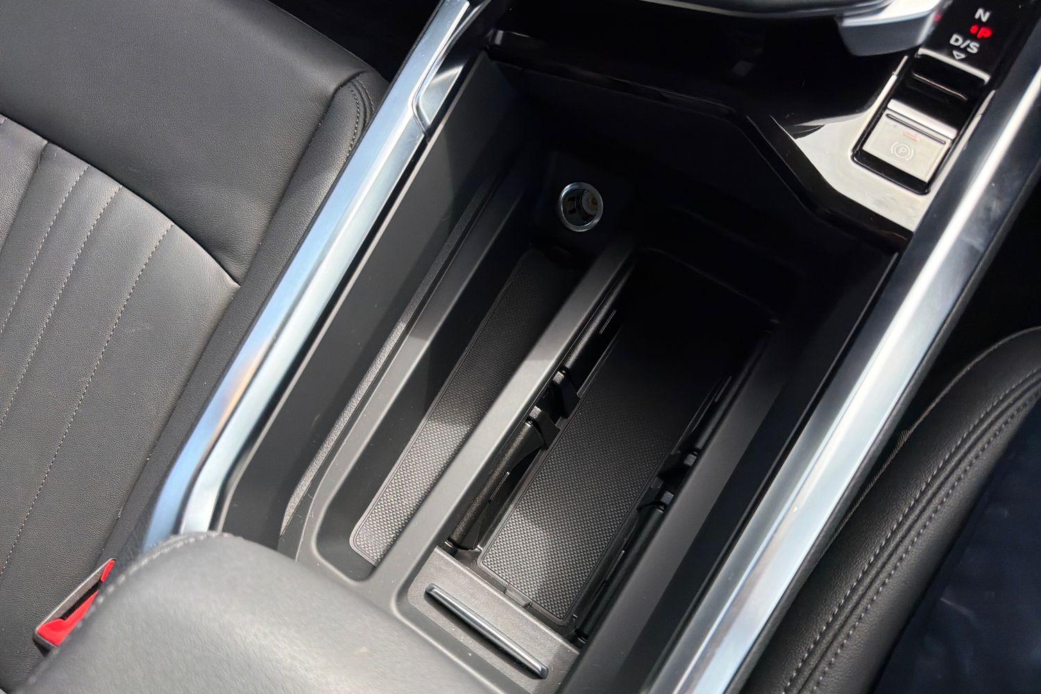 Audi E-TRON Photo 37