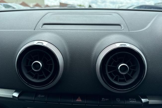 AUDI A3 Photo 30