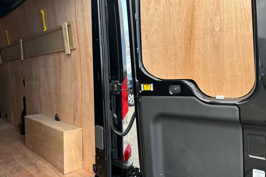 Used FORD TRANSIT WN75CCD 27