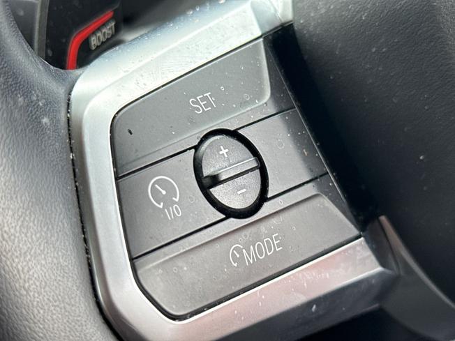 BMW Ix2 Photo 32