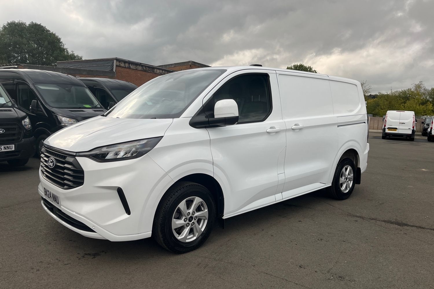 Ford TRANSIT CUSTOM Photo 35