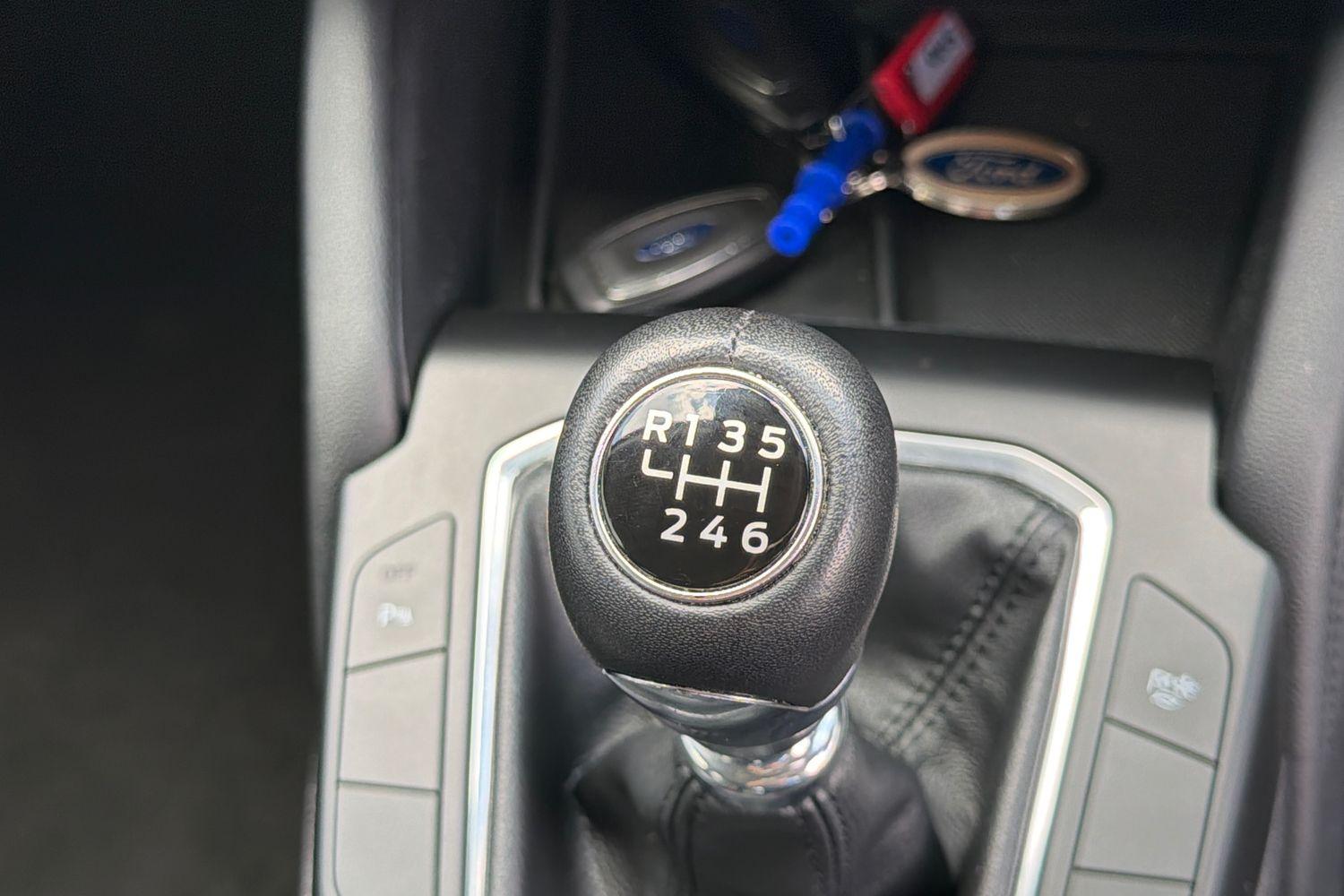 Ford Kuga Photo 35