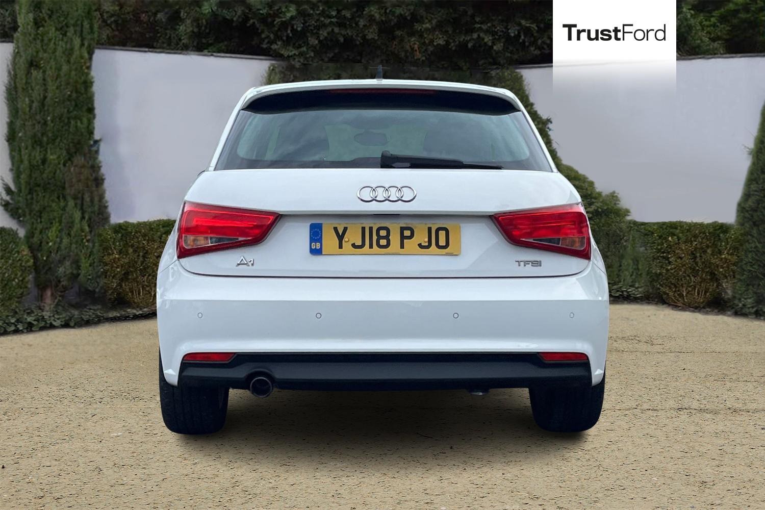 Audi A1 Photo 6