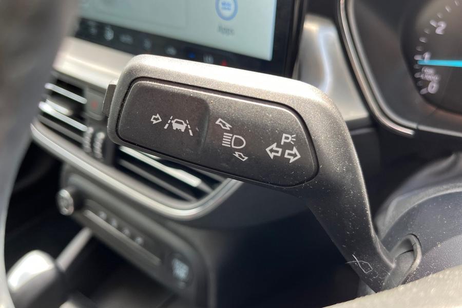 Ford Focus Photo autoimg-8c9a45fcf470f1f81c643a96b70518373519a446.jpg