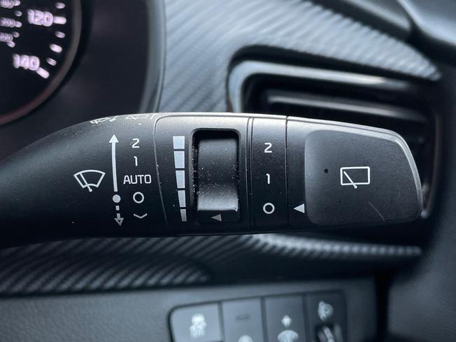 KIA Stonic Photo 37
