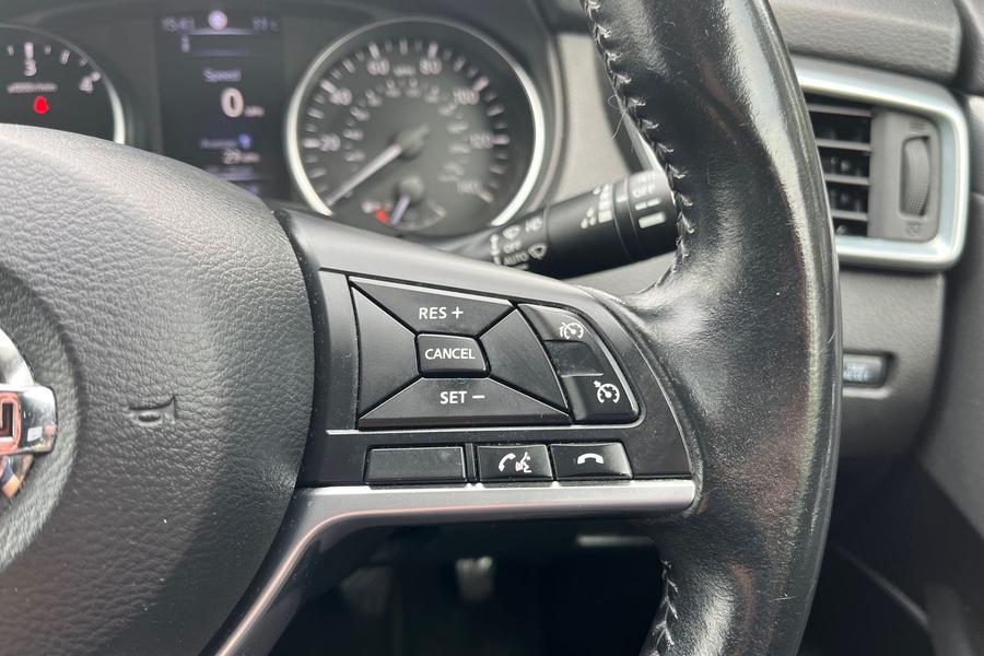 Nissan Qashqai Photo autoimg-8c9db618098f8475a4f706c812f7796cc233ced3.jpg