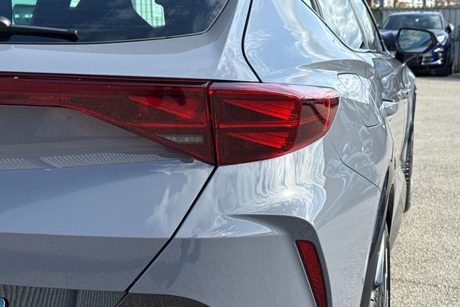 CUPRA Formentor Photo 18