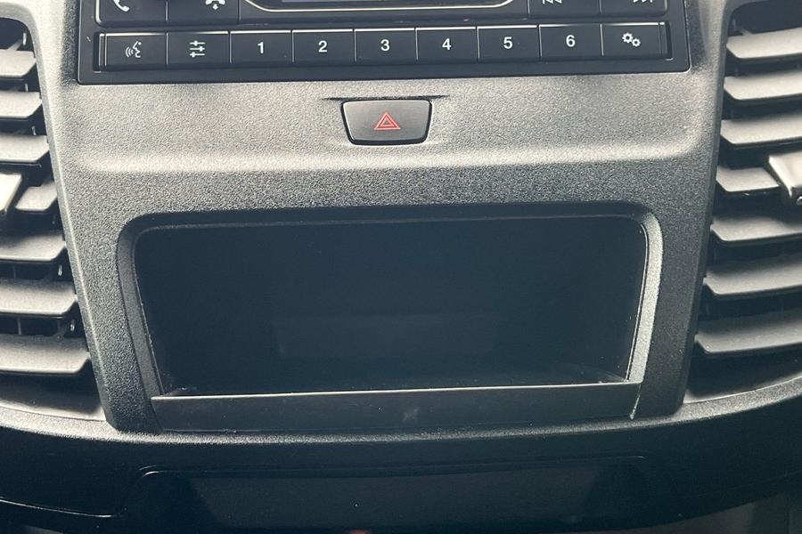 Ford TRANSIT CONNECT Photo autoimg-8c9f5ab5a40e13f8893f117f9c7c1bb9707e54e3.jpg