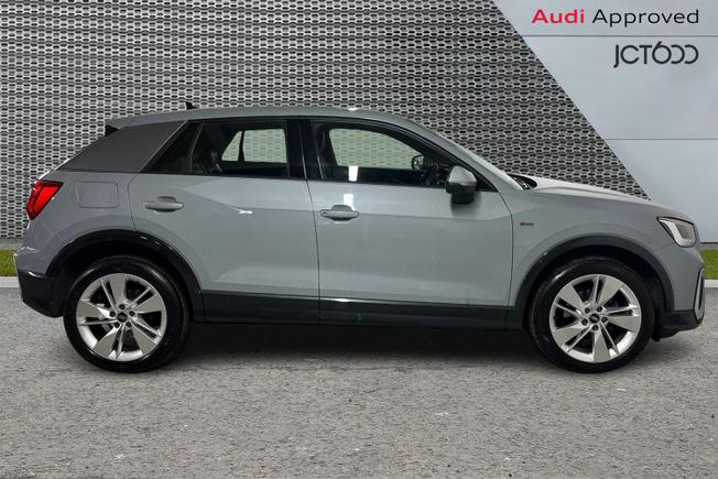 Audi Q2 Photo 4