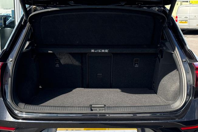 VOLKSWAGEN T-Roc Photo 12