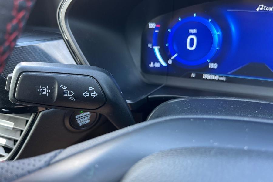 Ford KUGA Photo autoimg-8ca9d1791069d0a38c7802af302350106af09edf.jpg