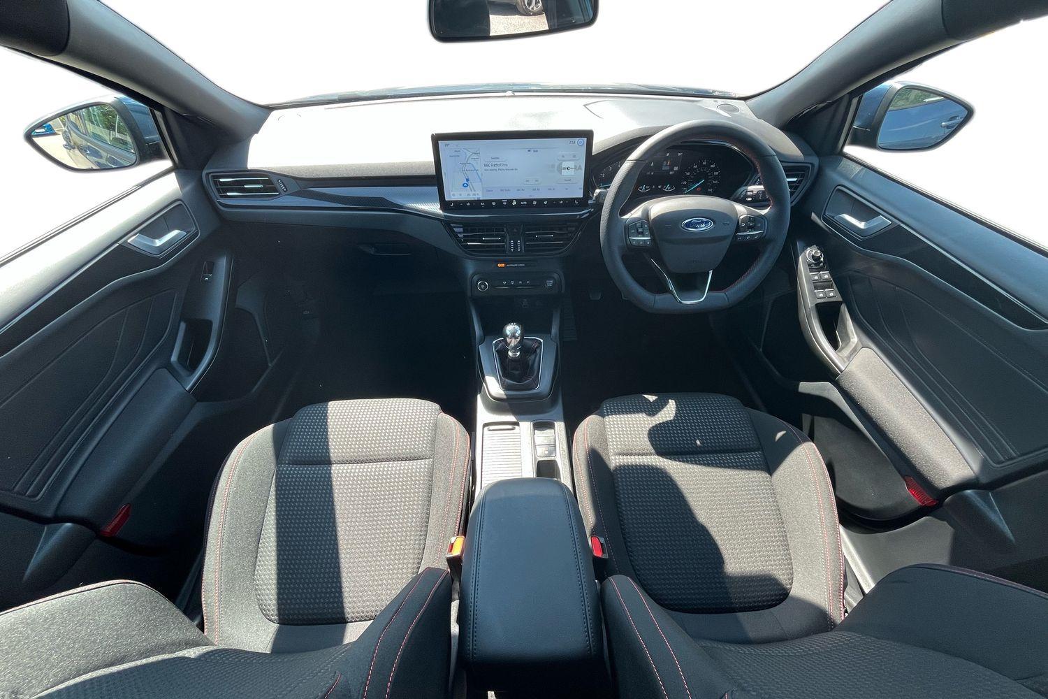 Ford Focus Photo 9