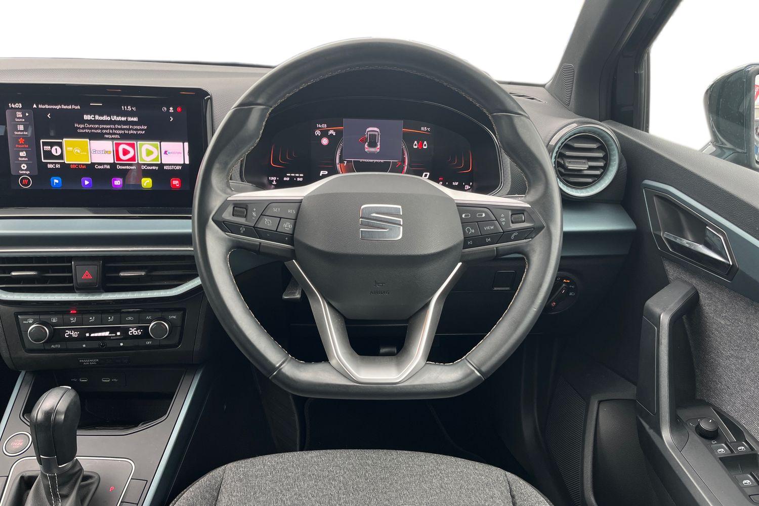 SEAT ARONA Photo 10